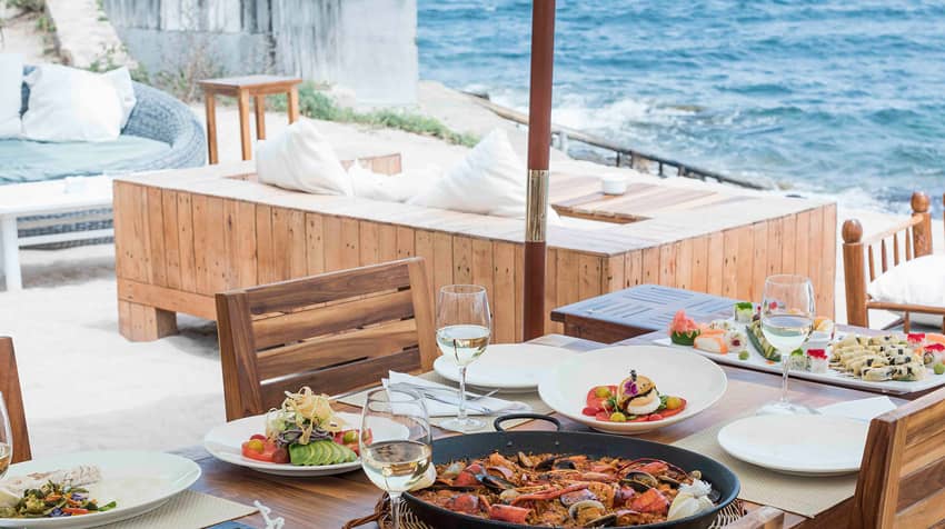 La Escollera sumptuous feast sea view wooden chairs