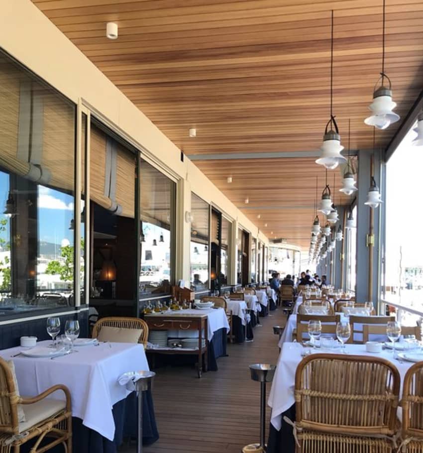 Restaurant Barceloneta sunny terrace dining