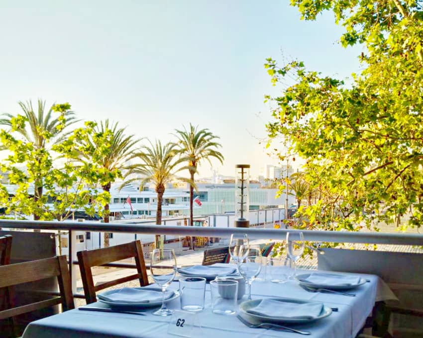 Restaurant Barceloneta terrace marina view