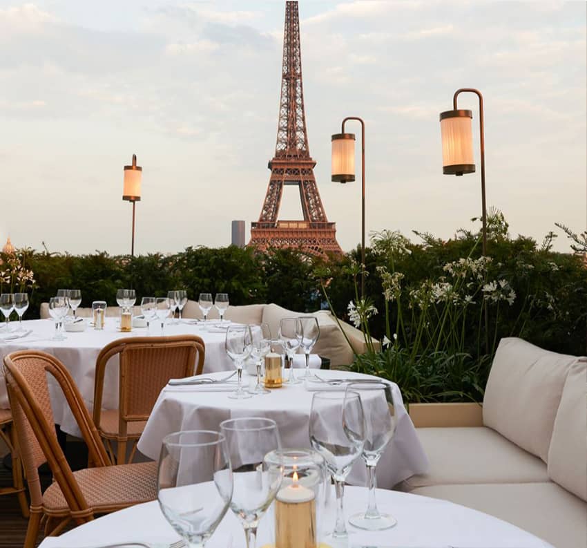 Girafe Paris, The Romantic Getaway