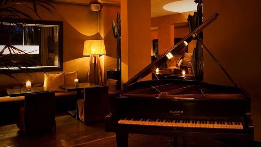 warm atmosphere indoor piano