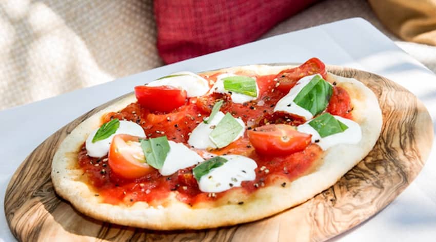 smoke pizzetta with tomato stracciatella basil