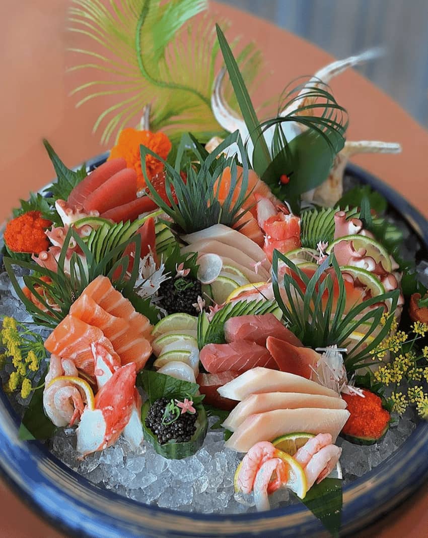 cold assorted sashimi salad