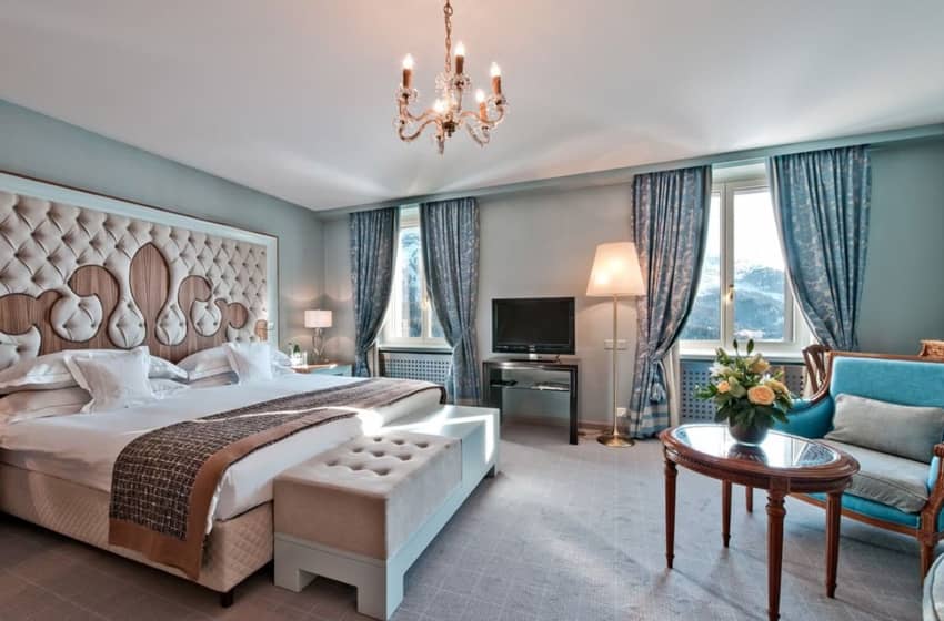 Carlton Hotel St. Moritz Bedroom Bed Blue Flowers
