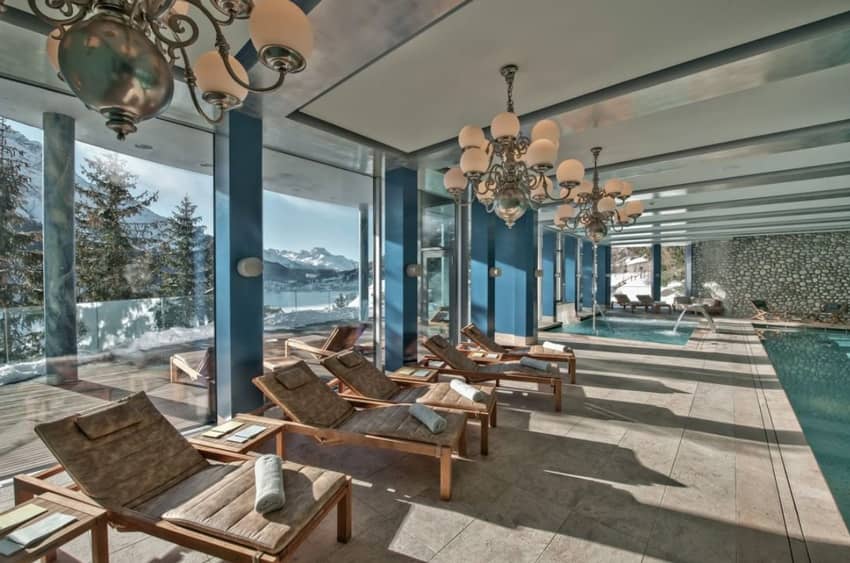 Carlton Hotel St. Moritz Spa Swimmingpool Chill Massage