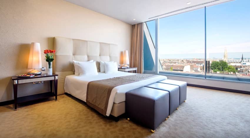 Hotel New York Budapest Bedroom Bed Sleep