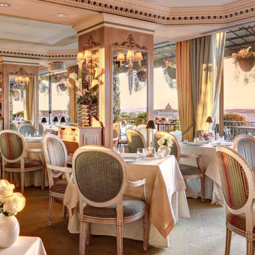 Mirabelle Splendide Restaurant Inside Tables Places Flowers