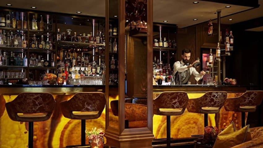 Hotel Twentyseven cocktail bar server