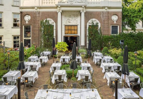 Lion Noir outdoor seating garden