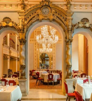 Hotel New York Budapest Restaurant Tables Gold