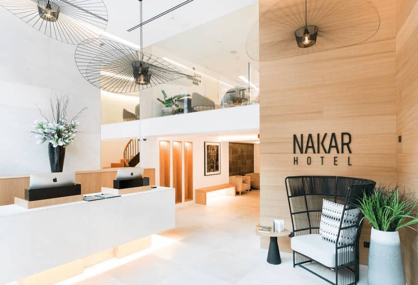 Nakar Hotel decorative receiving lounge
