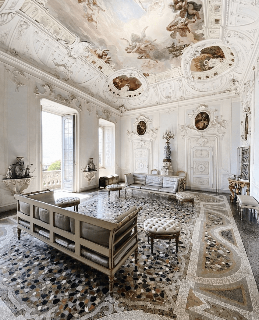 Grand Hotel Tremezzo white suite