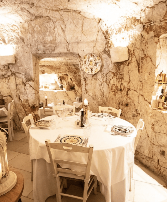 Osteria Del Tempo Perso; An Ancient Tavern in The Modern White Town!