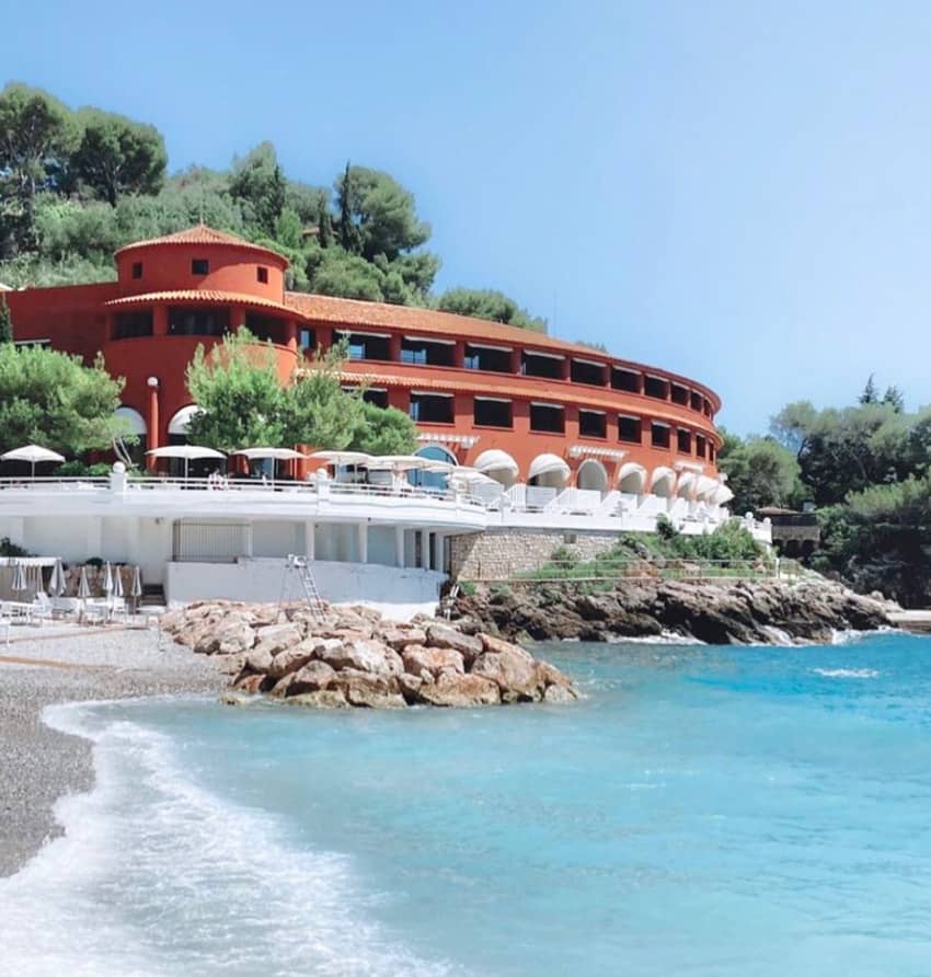 Monte Carlo Beach Hotel with private beach