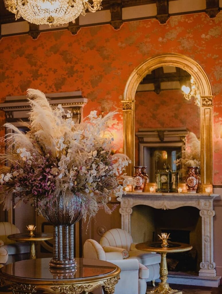 BEST HOTELS LAKE COMO TELEGRAPH visual data 3