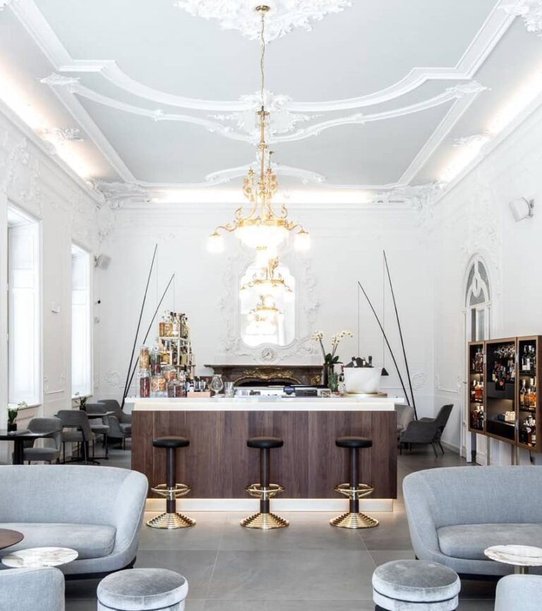 NICEST HOTELS LAKE COMO visual data 3